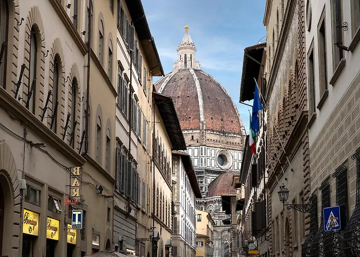 Apartment De' Servi Al Duomo - Charming Italy Tour *